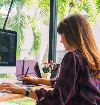 Why Your Website Should Be Built By A Person