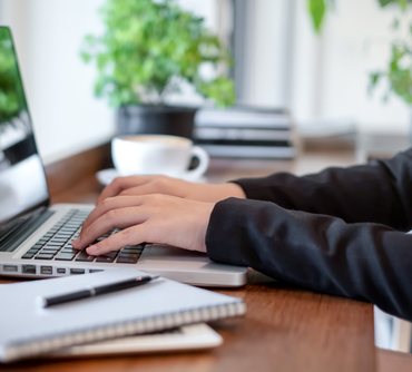 Pay Monthly Or Pay Upfront: Which Website Suits You?
